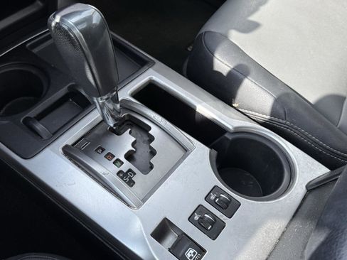 Used 2018 Toyota 4Runner 2WD image 25