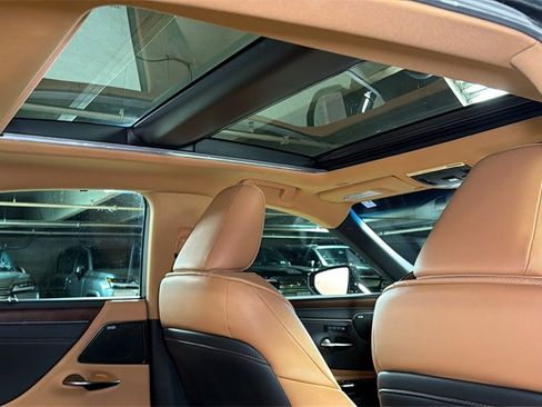 Certified 2024 Lexus ES 350 Ultra Luxury image 13