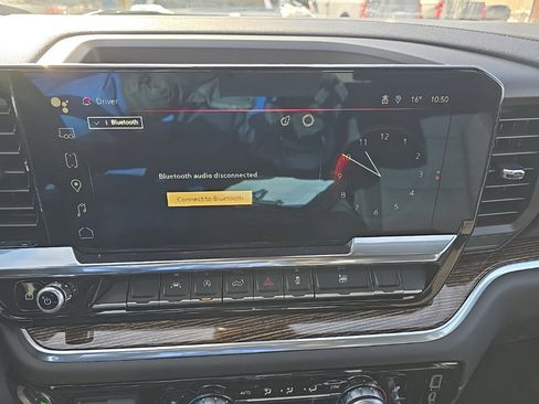 Used 2025 GMC Sierra 1500 Elevation image 19