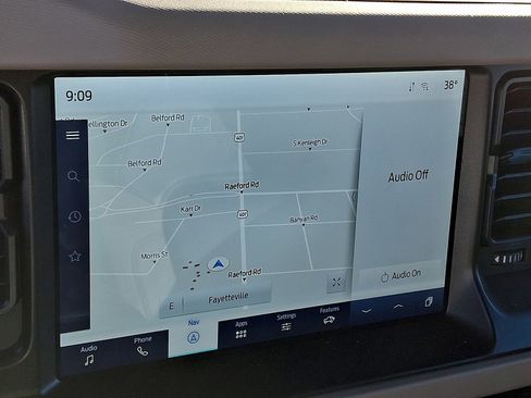 Used 2023 Ford Bronco Wildtrak image 16