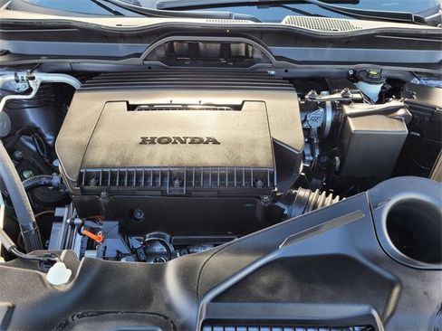 Used 2023 Honda Pilot LX image 27