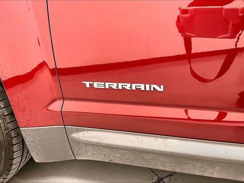 Used 2017 GMC Terrain SLE image 38