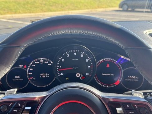 Used 2019 Porsche Cayenne image 23