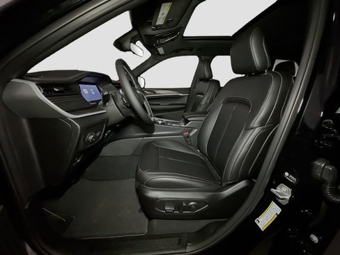 New 2026 Jeep Grand Cherokee Limited AWD/4WD image 14