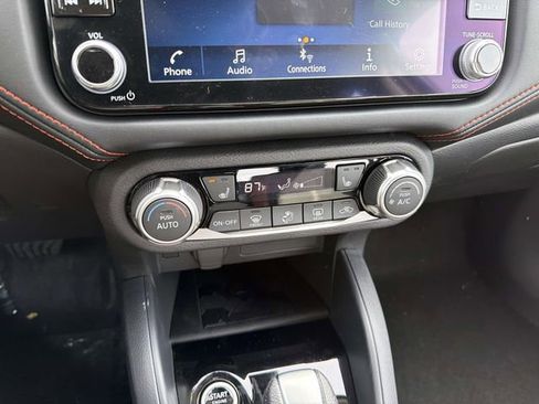 New 2025 Nissan Versa SR w/ Trunk Package image 20