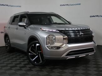 Used 2024 Mitsubishi Outlander SEL video 2