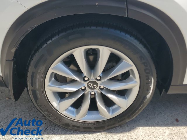 Used 2021 INFINITI QX50 Luxe FWD image 6