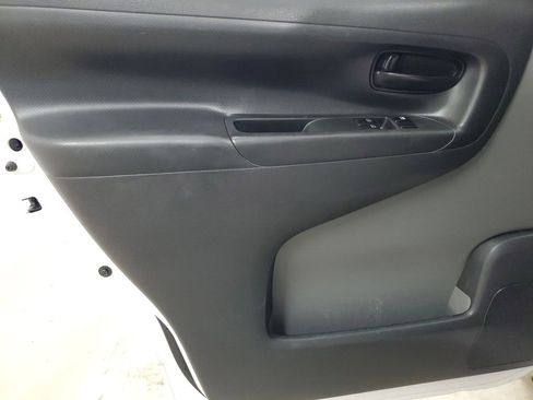 Used 2020 Nissan NV200 S image 15