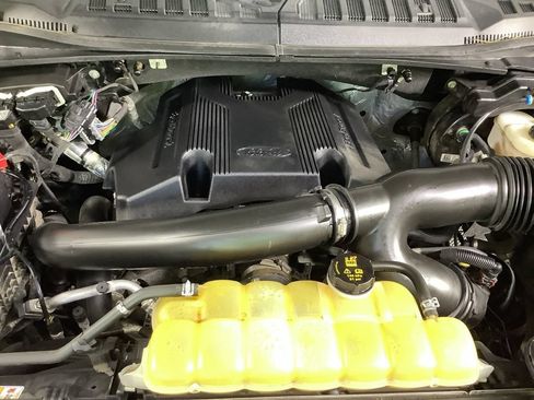 Used 2019 Ford F150 XLT AWD/4WD image 39
