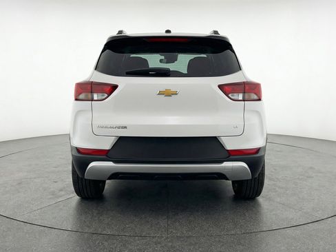 Used 2025 Chevrolet TrailBlazer LT FWD image 7
