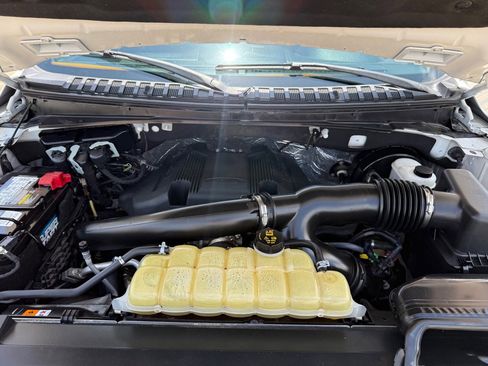 Used 2020 Ford Expedition XLT w/ Equipment Group 202A image 37