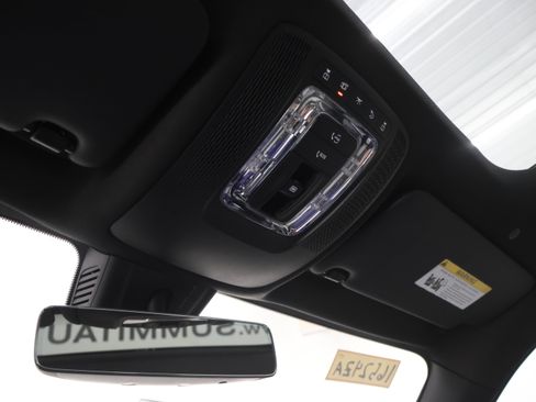 Used 2022 Mercedes-Benz GLB 35 AMG 4MATIC image 12