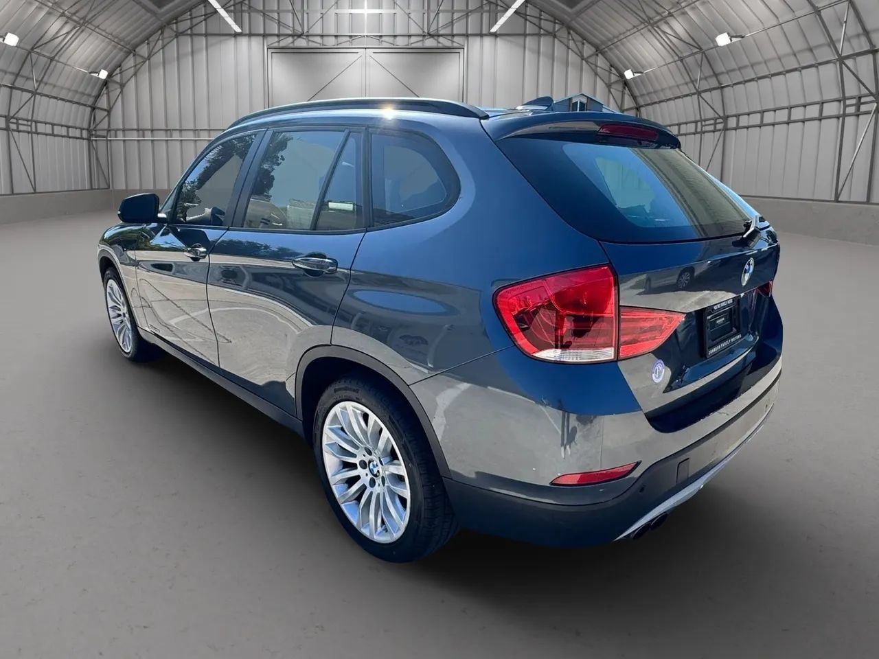 Used 2015 BMW X1 sDrive28i RWD image 5