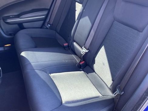 Used 2020 Chrysler 300 Touring w/ Sport Appearance Package image 20