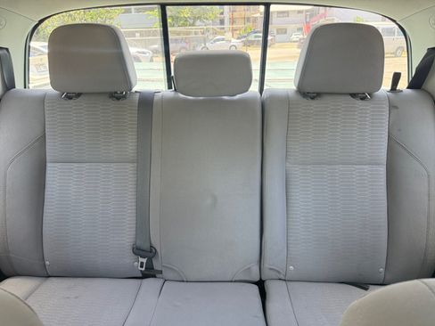 Used 2018 Toyota Tacoma 2WD Double Cab image 27