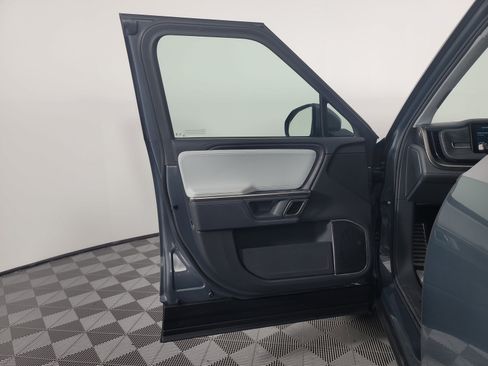 Used 2024 Rivian R1S Adventure AWD/4WD image 16
