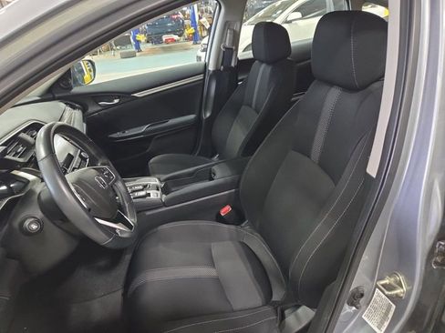 Used 2019 Honda Civic EX image 11