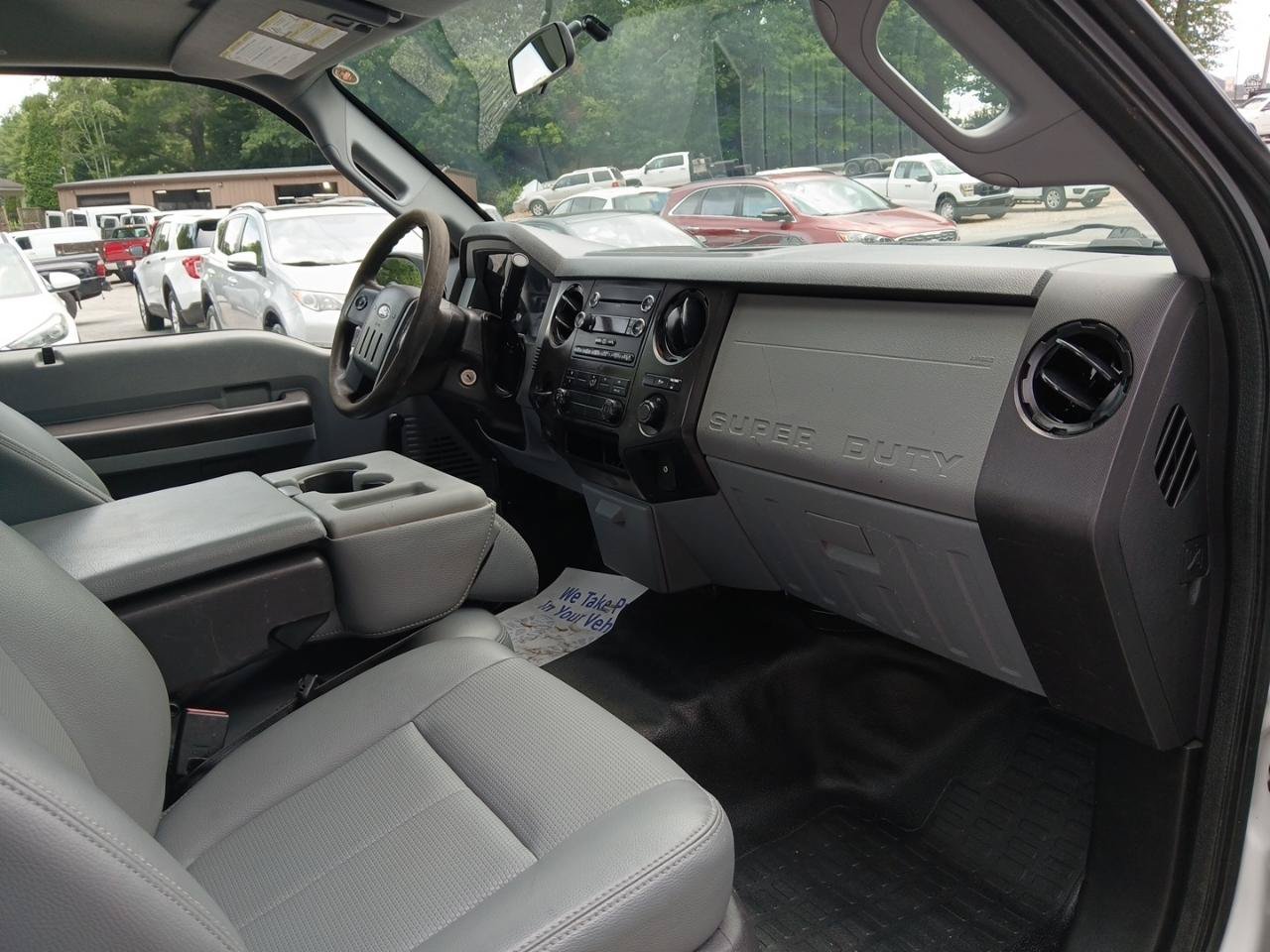 Used 2015 Ford F250 XL RWD image 12