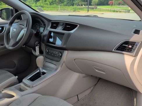 Used 2014 Nissan Sentra S FWD image 25