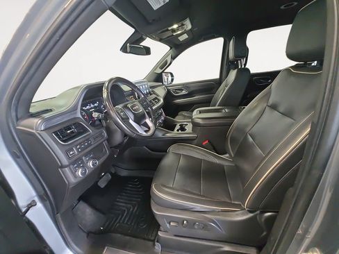Used 2021 GMC Yukon XL SLT AWD/4WD image 11
