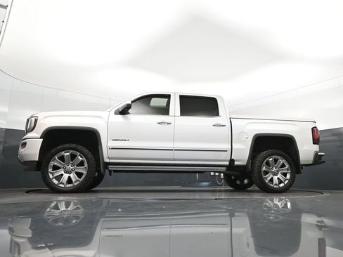 Used 2018 GMC Sierra 1500 Denali w/ Denali Ultimate Package image 42