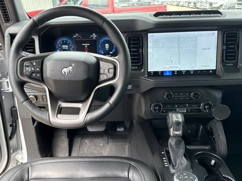Used 2025 Ford Bronco Badlands AWD/4WD image 7