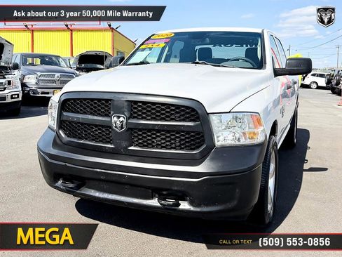 Used 2020 RAM 1500 4x4 Crew Cab Classic image 3