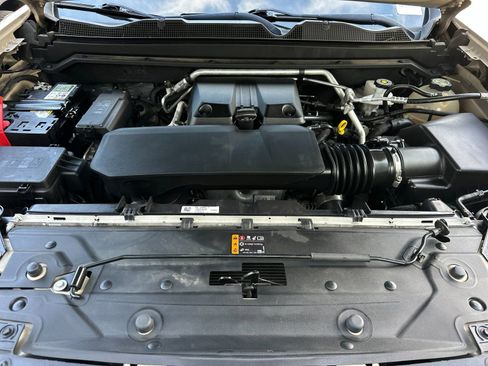 Used 2023 Chevrolet Colorado Z71 w/ Z71 Convenience Package 2 image 33