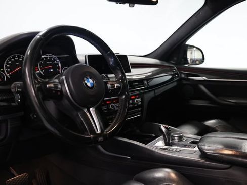 Used 2018 BMW X5 M AWD/4WD image 25