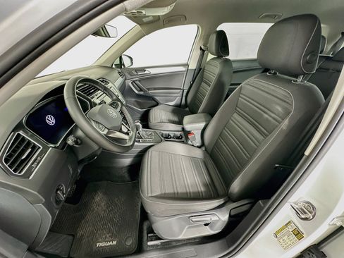 Used 2024 Volkswagen Tiguan S FWD image 13