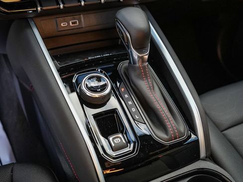 New 2026 Chevrolet Colorado Z71 w/ Technology Package AWD/4WD image 18