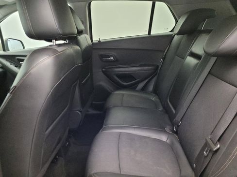 Used 2022 Chevrolet Trax LT AWD/4WD image 18