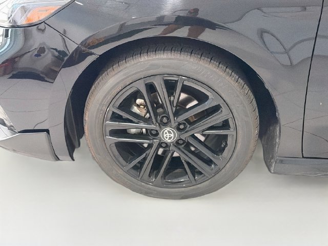 Used 2025 Toyota Camry SE FWD image 24