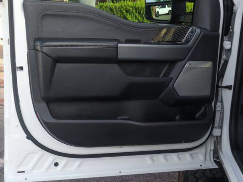 Used 2024 Ford F250 Lariat w/ Lariat Ultimate Package image 17