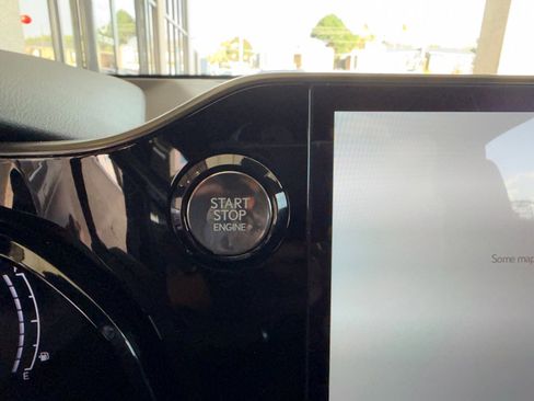 Used 2023 Lexus NX 350 F Sport image 12