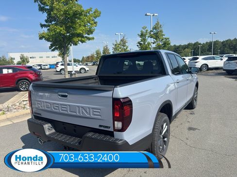 New 2026 Honda Ridgeline Sport image 7