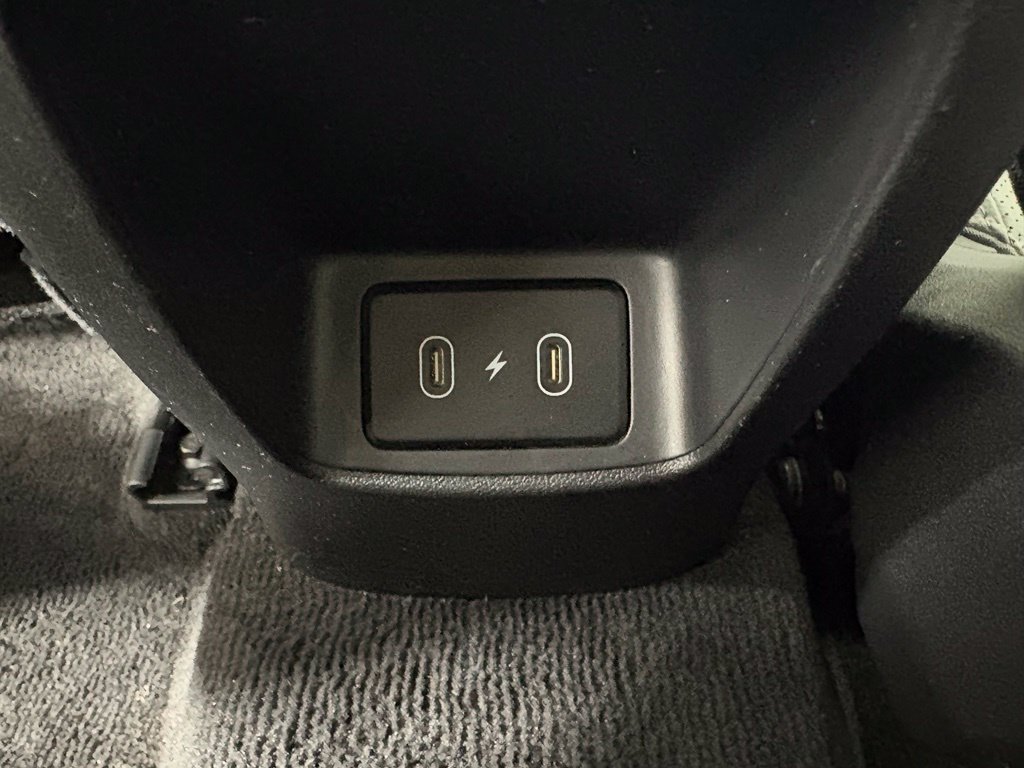 Used 2024 Hyundai Elantra Limited FWD image 37