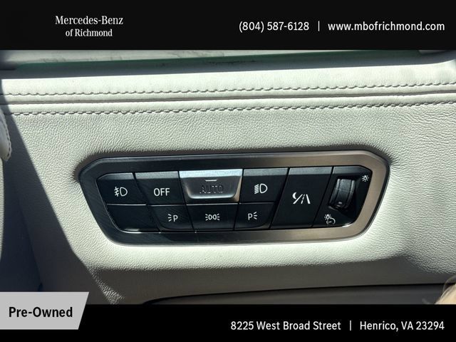 Used 2020 BMW X7 M50i w/ Dynamic Handling Package AWD/4WD image 25