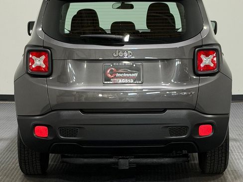 Used 2016 Jeep Renegade Sport w/ Power & Air Group FWD image 6