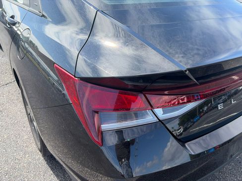 Used 2022 Hyundai Elantra SEL w/ Convenience Package FWD image 16