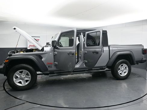 Used 2020 Jeep Gladiator Sport w/ Quick Order Package 24S AWD/4WD image 42