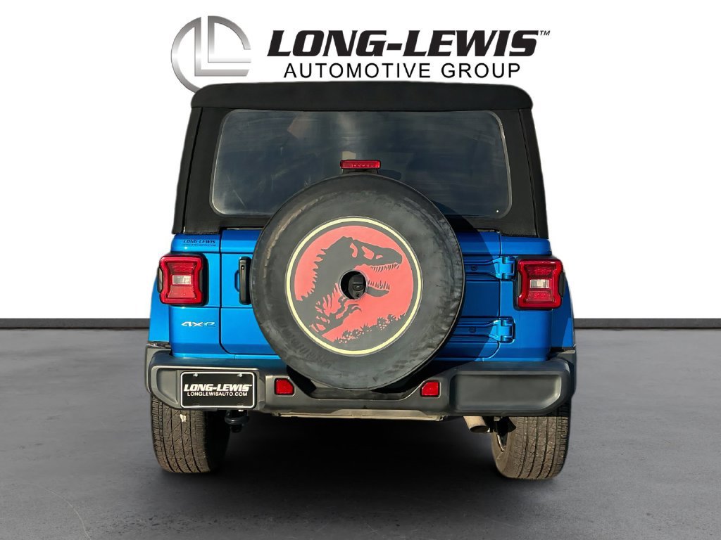 Used 2021 Jeep Wrangler Unlimited Sahara AWD/4WD image 5
