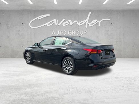New 2025 Nissan Altima 2.5 SV image 14