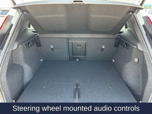 New 2025 Volvo XC40 B5 Ultra w/ Protection Package image 12