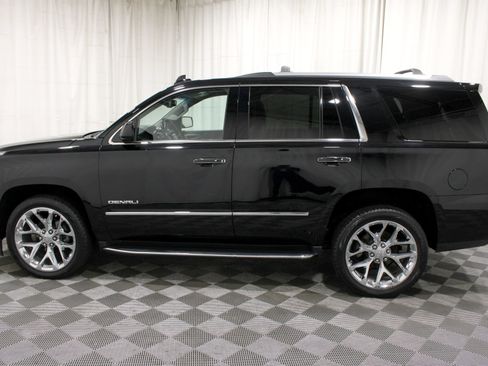 Used 2018 GMC Yukon Denali w/ Open Road Package AWD/4WD image 38