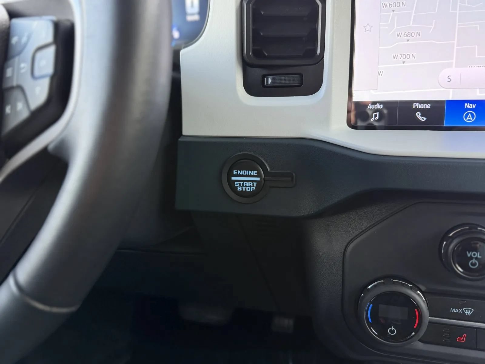 Used 2025 Ford Bronco Heritage Edition AWD/4WD image 27