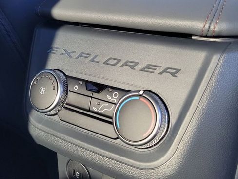 New 2026 Ford Explorer Active w/ Active Comfort Package image 19