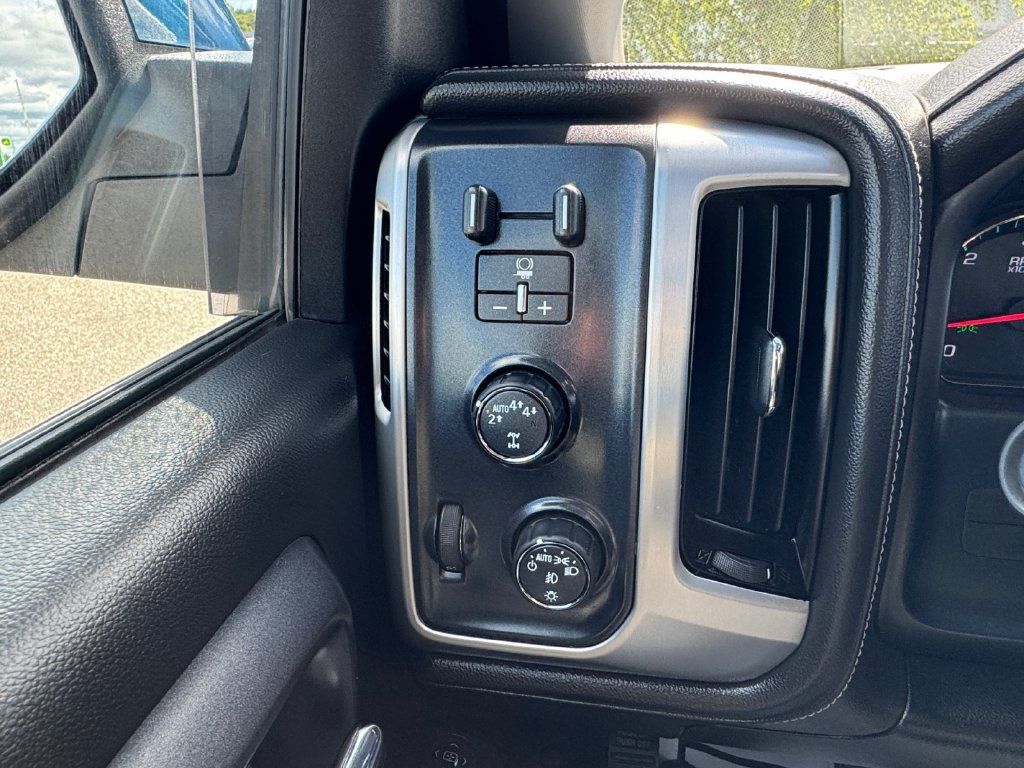 Used 2019 GMC Sierra 1500 SLE w/ SLE Value Package AWD/4WD image 28