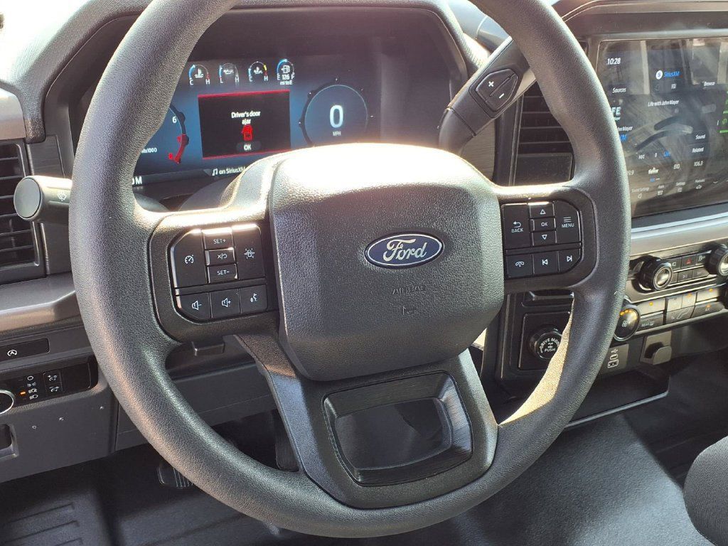 Used 2025 Ford F150 XL w/ Equipment Group 103A High RWD image 13
