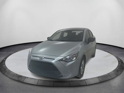 Used 2017 Toyota Yaris iA image 1